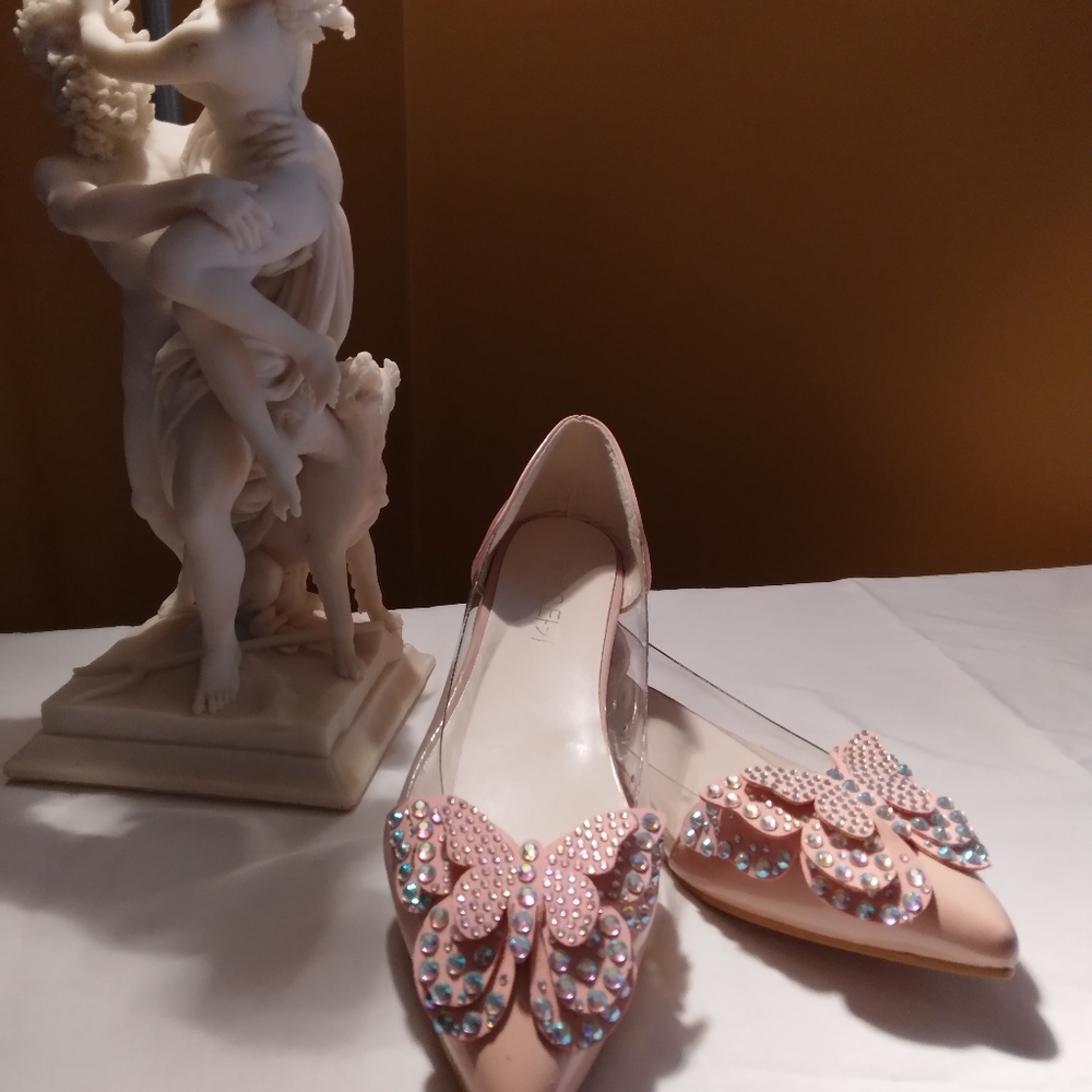 Shoes - Picture 3 of 4